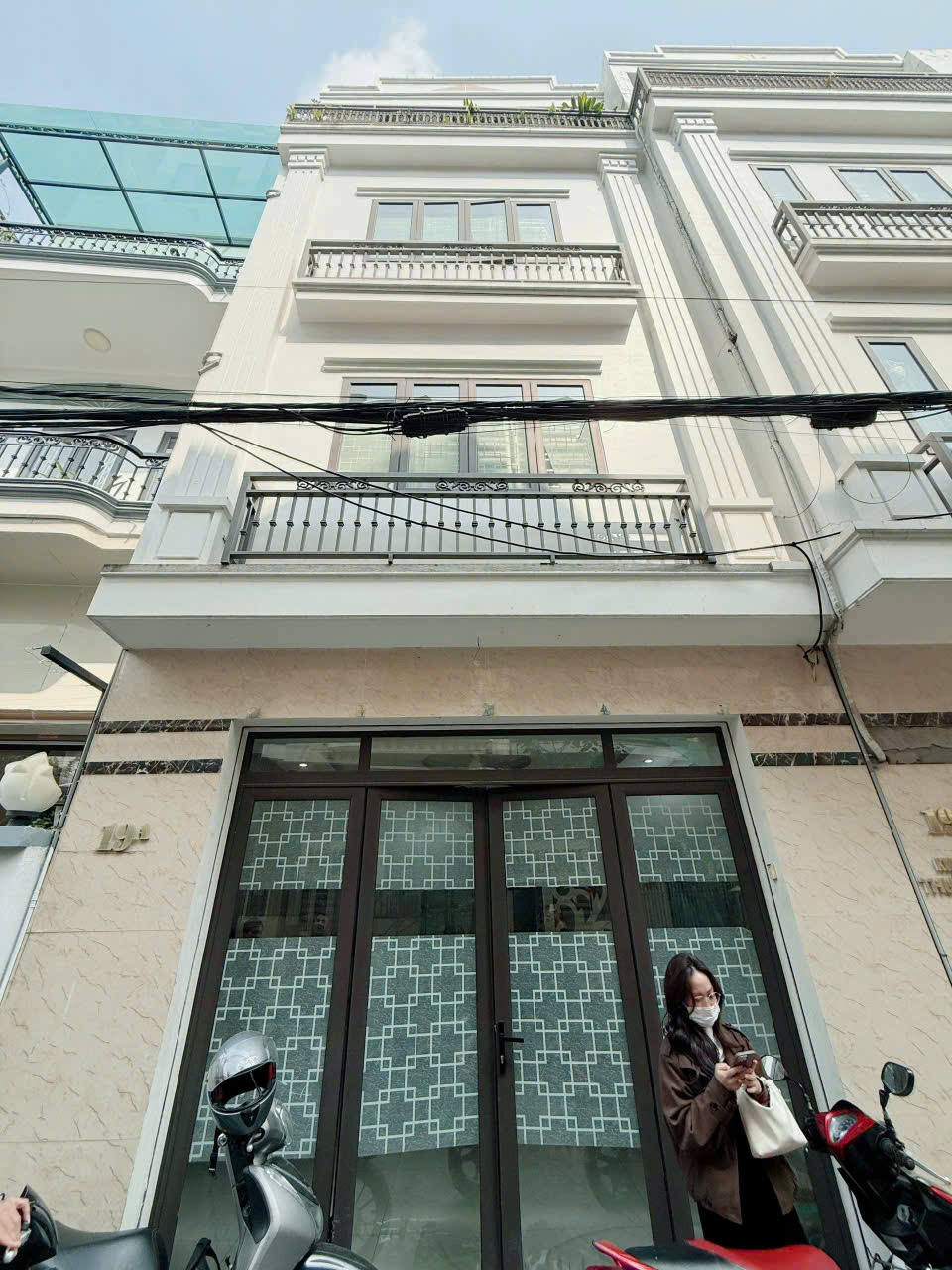  ????????Nhà mặt ngõ 263 Lạch Tray - đối diện Đại Học Hàng Hải - 43m 4 tầng 