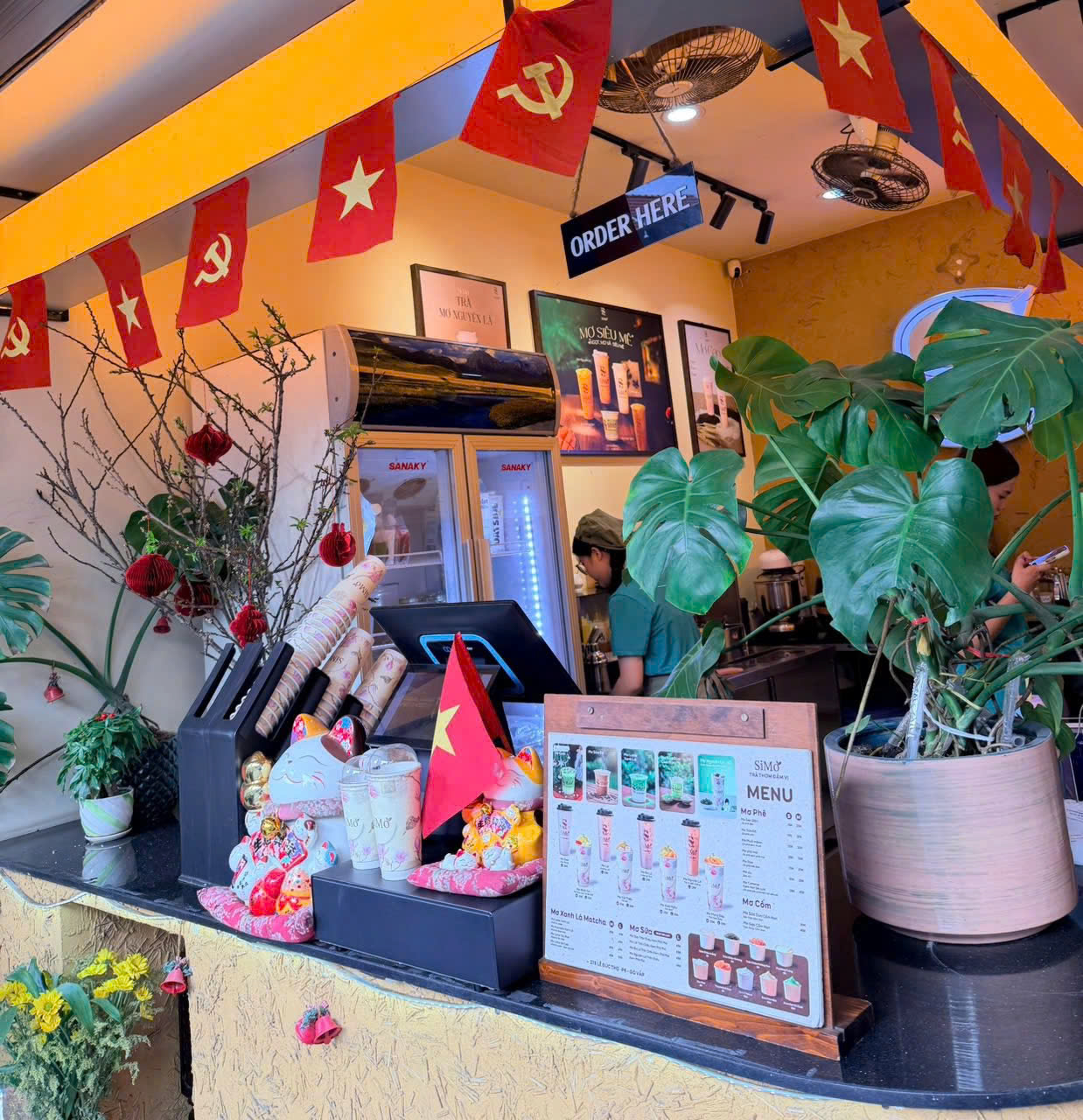  Gò Vấp - Sang Tiệm Trà Bé Xinh - Lượng khách ổn định 