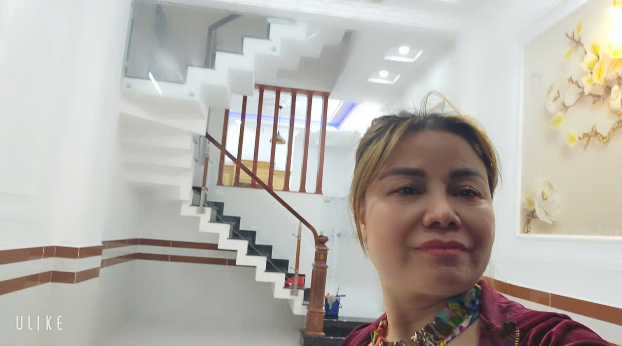  Bình Tân 50m2 x 5 tầng, 5PN, 5.7 tỷ: Nhà ngõ 151, sổ hồng, giá hời, tiện ích đầy đủ, liên hệ 0876868265 xem ngay! 