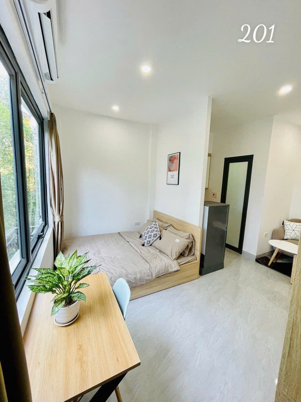  Cho Thuê Ccmn đẹp thoáng sáng 22 Tôn Thất Tùng, Đống Đa 