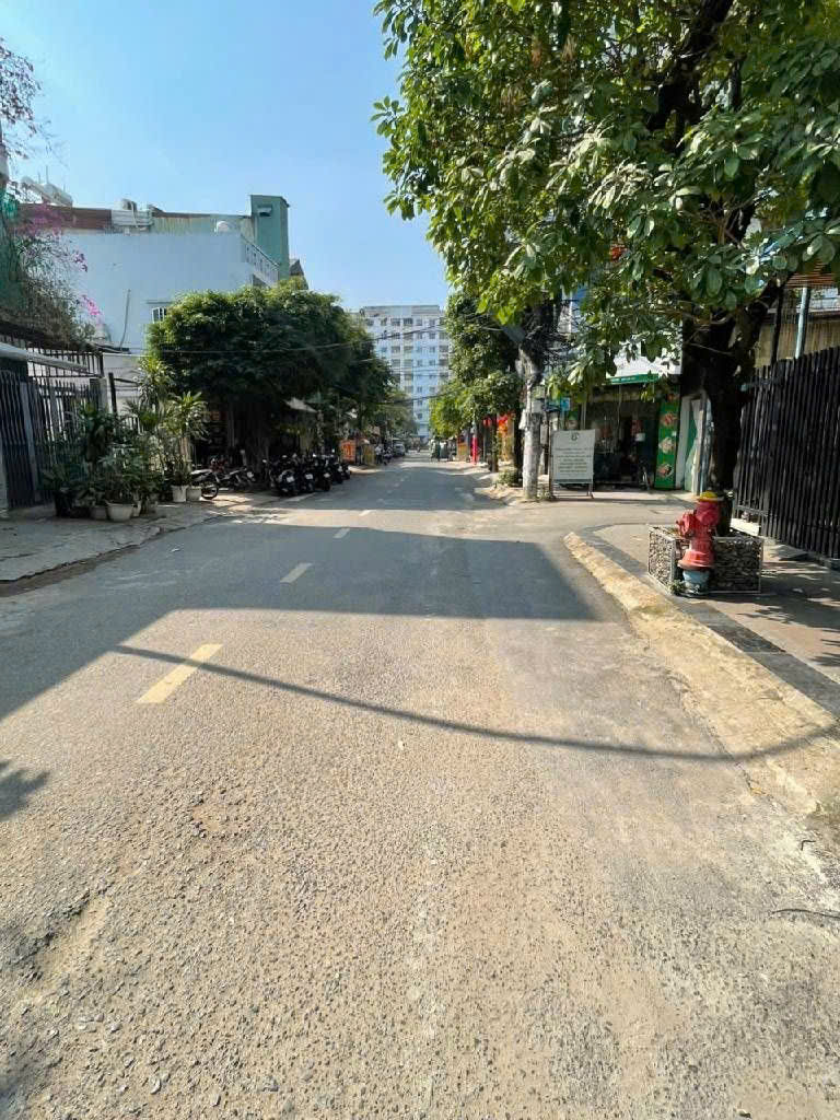  BÌNH TÂN - MTKD - Đường Xe Tải Thông - Nhà Mới - 55M2 - 4 TẦNG - 8 TỶ NHỈNH 