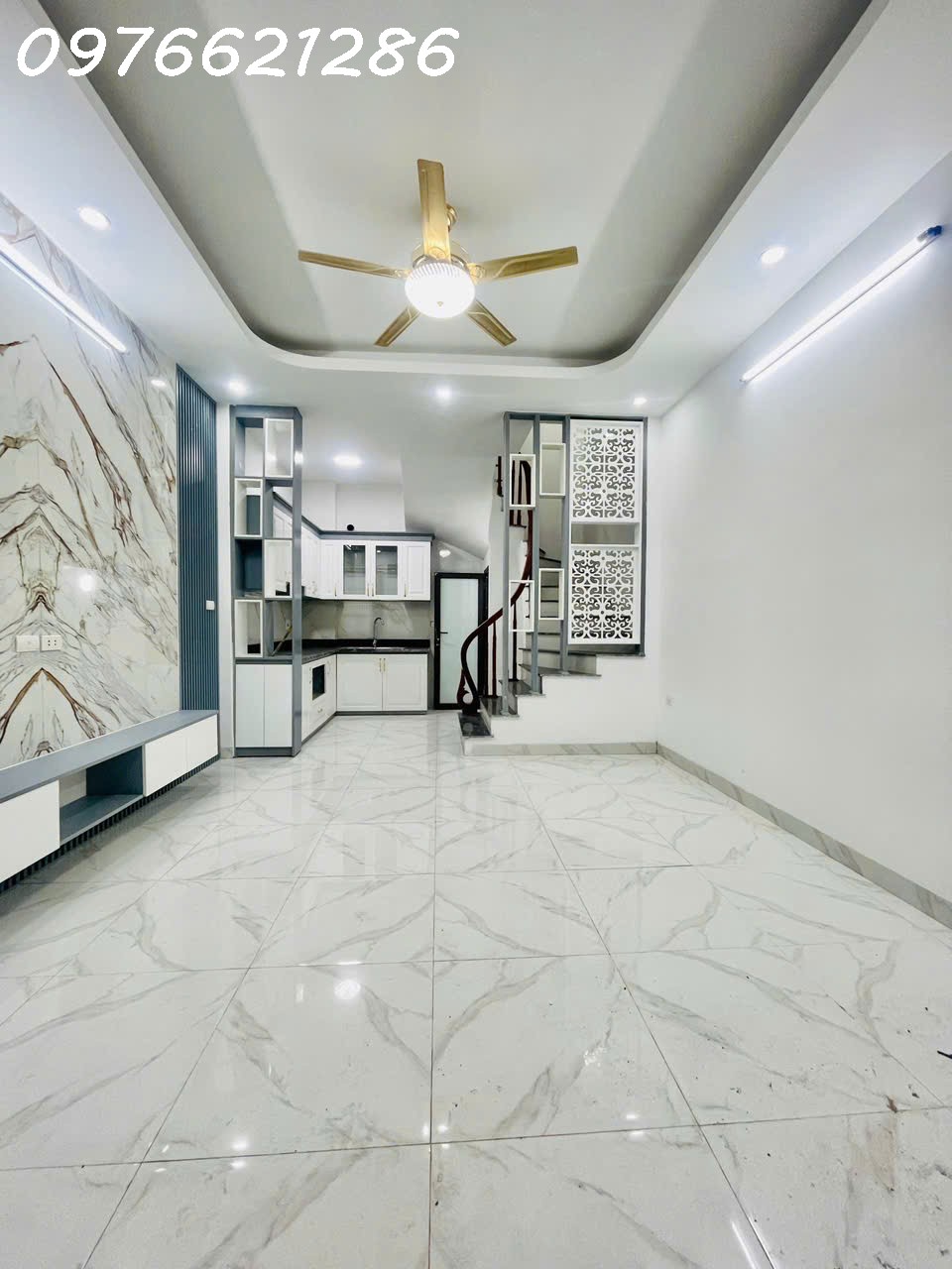  Nhà đẹp Việt Hưng – 5 tầng full đồ – ở ngay/cho thuê – sau BigC – hơn 6 tỷ

Nhà đẹp Việt Hưng – 5 tầng full đồ – ở ngay/cho thuê – sau BigC – hơn 6 tỷ

Nhà đẹp Việt Hưng – 5 tầng full đồ – ở ngay/cho thuê – sau BigC – hơn 6 tỷ

Nhà đẹp Việt Hưng – 5 