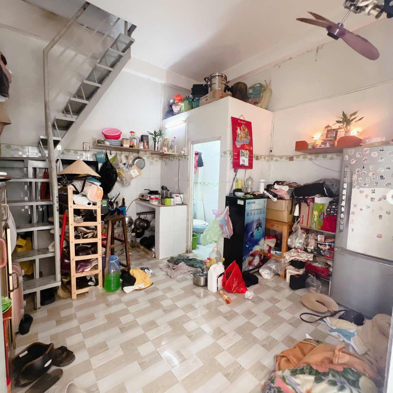  bán nhà ngang 4.15 x diện tích đất 211 m2 
có 49 triệu m2 