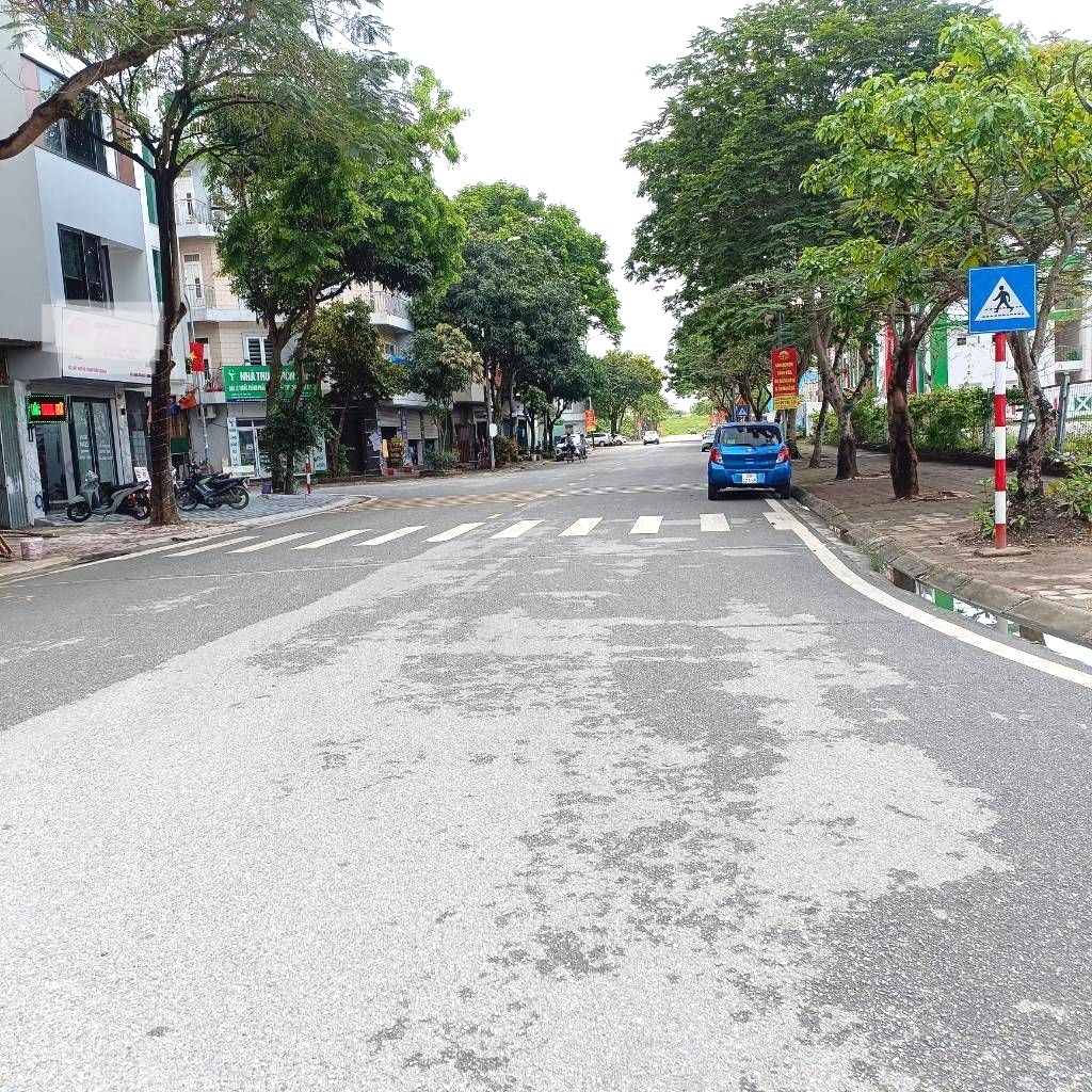 NHÀ TĐC VIỆT HƯNG - 6 TẦNG THANG MÁY - VIEW THOÁNG VĨNH VIỄN 75M2- 2x Tỷ [0372311369] 