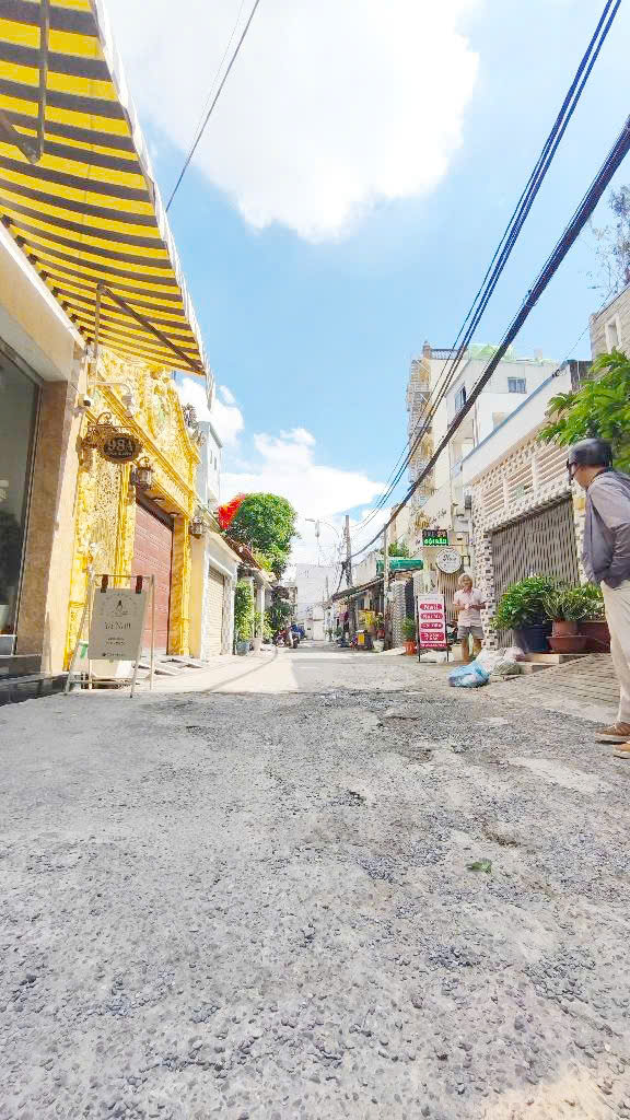  Mặt tiền Tây Sơn gần Chợ Tân Hương, ra Aeon Tân Phú 3 phút - 4x18m, 6.47 Tỷ. 