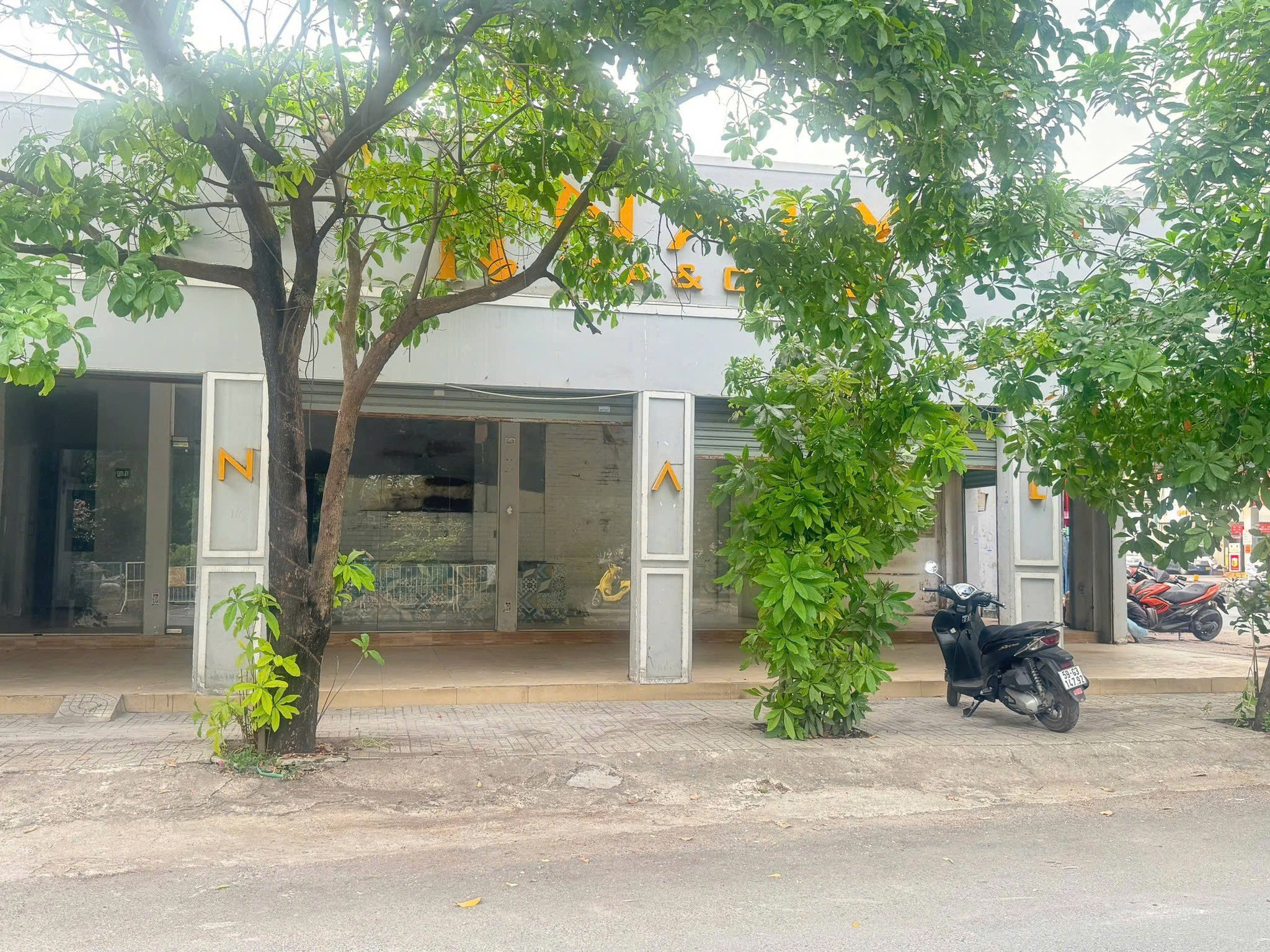  CHO THUÊ MẶT BẰNG VÀNG – MẶT TIỀN ĐƯỜNG PHAN VĂN HỚN, QUẬN 12 