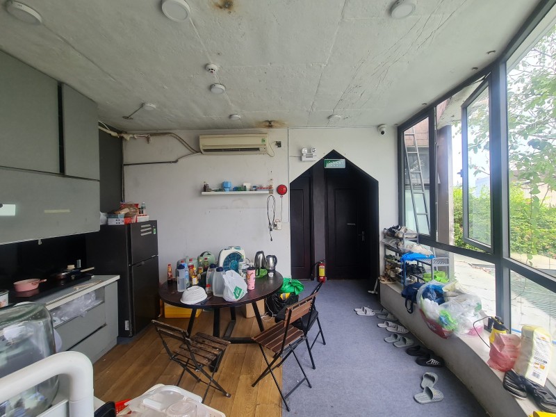  Bán nhà đường Đình Phong Phú, Phường  Tăng Nhơn Phú B, Q9, Thủ Đức, TP HCM. DT  200m2, 6PN, 2 tầng,  SHR. Giá  10.8 tỷ 