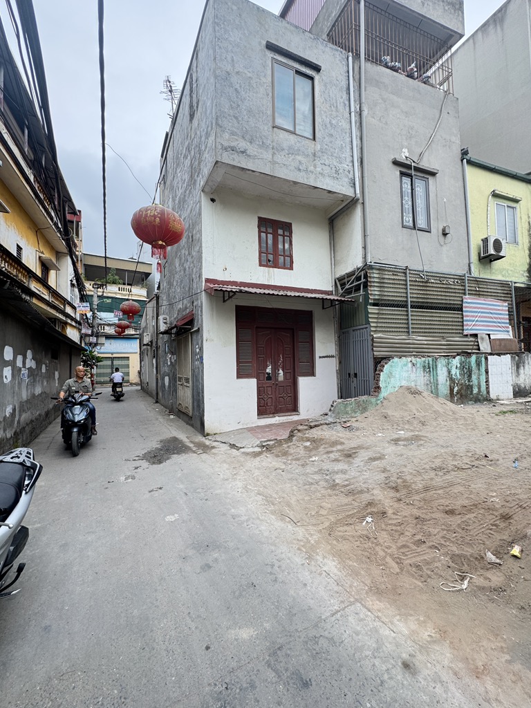  Bán đất Ngọc Thuỵ trong đê 100m ngõ thông oto, gần khai sơn chỉ hơn 15t còn tl. 