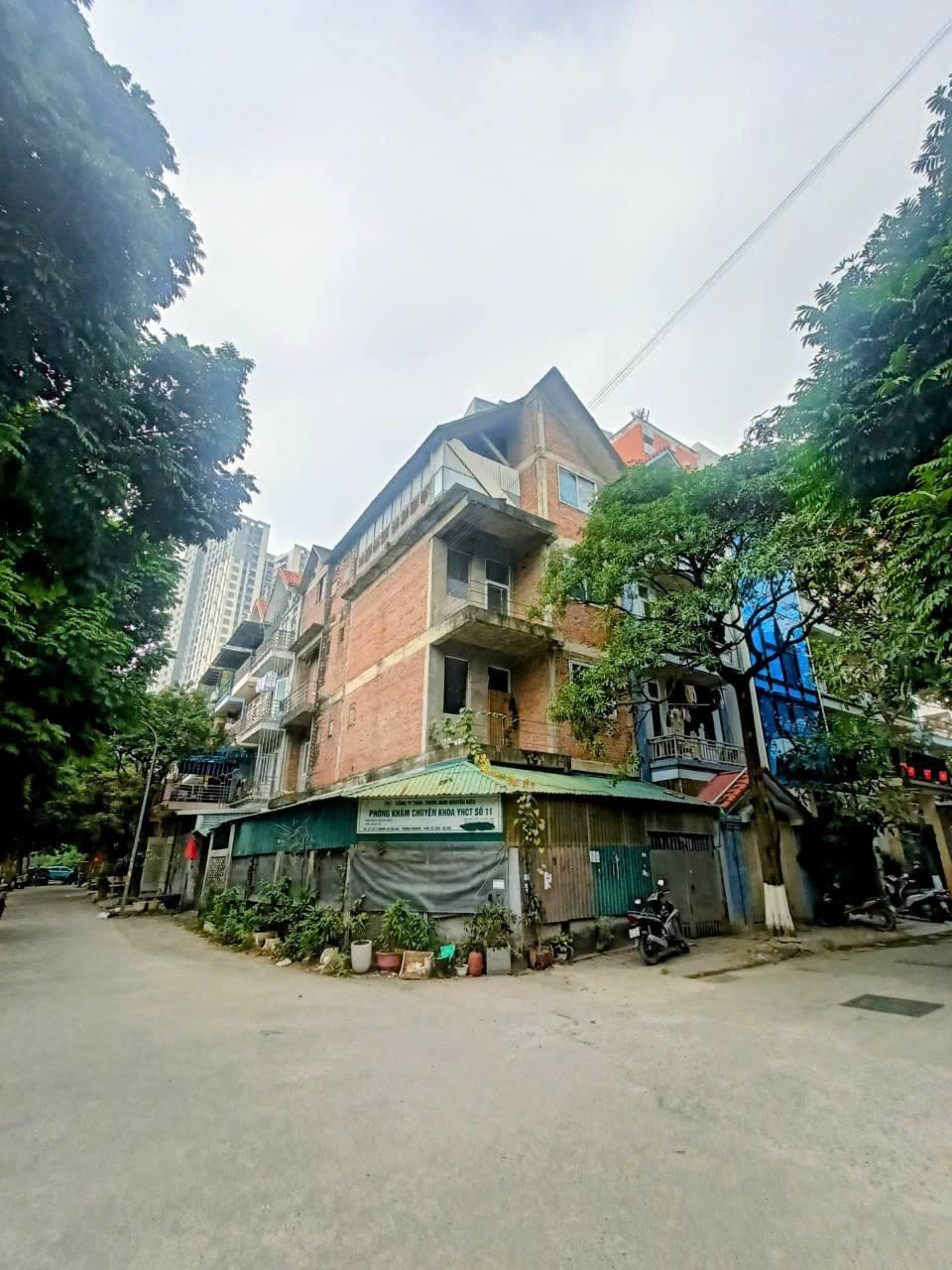  Bán biệt thự lô góc Phùng Khoang 130m2 vỉa hè ô tô tránh kd gần Làng Việt Kiều Châu Âu 246 triệu/m2 