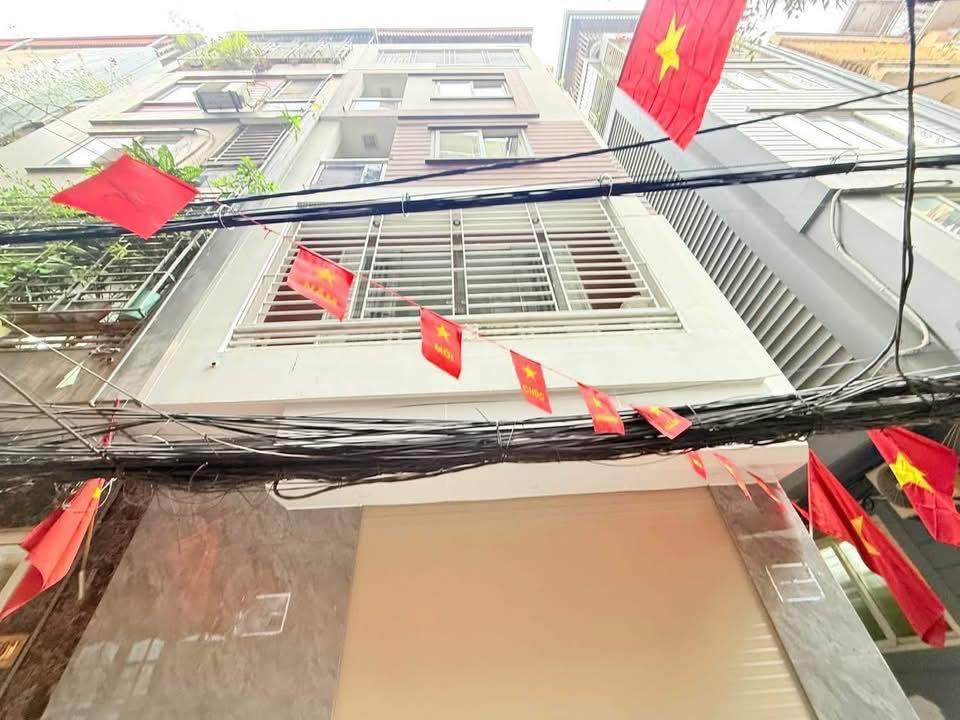  Bán nhà lô góc phố Đội Cấn, Ba Đình, ngõ thông, kinh doanh, 53m, mặt tiền 5m, 14.9 tỷ 