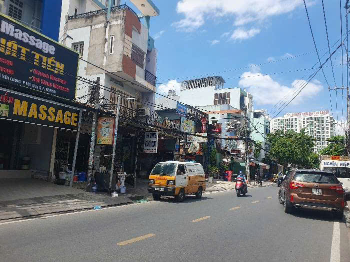  Quận 7. Bán Toà CHDV Đường Lê Văn Lương, Ngay Lotter Mart. 7 Tầng, 35 Phòng Cao Cấp, 88 Tỷ 