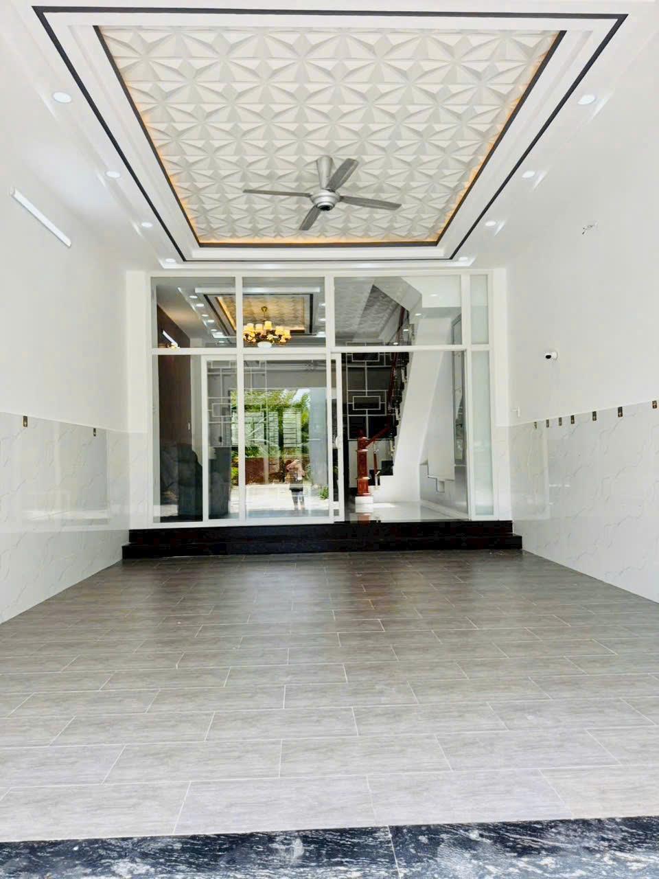  NHÀ HẺM XE HƠI, HUỲNH TẤN PHÁT, 4 TẦNG, HƠN 7 TỶ TÍ, ĐỂ LẠI NỘI THẤT TRONG NHÀ 