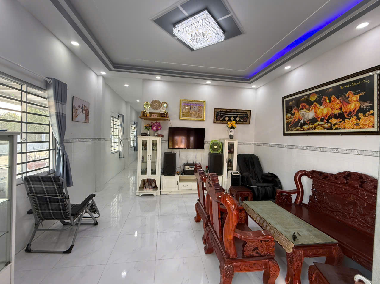  BÁN NHÀ VƯỜN DIỆN TÍCH LỚN – SỔ RIÊNG TẠI LONG AN – DỌN VÀO Ở NGAY 