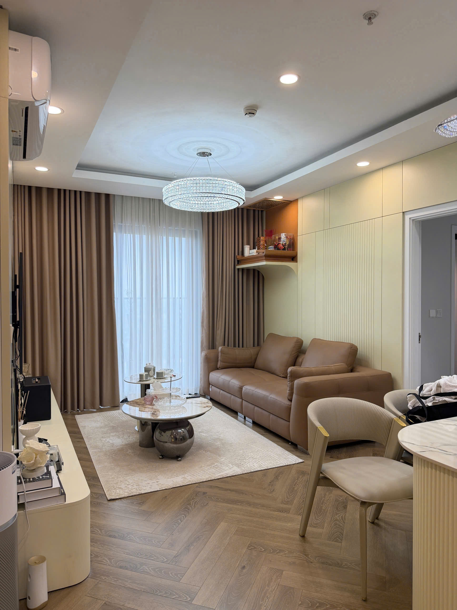  CHÍNH CHỦ CẦN BÁN CĂN HỘ SANG - ĐẸP TẠI BÌNH MINH GARDEN - 93 ĐỨC GIANG - P. ĐỨC GIANG - LONG BIÊN - HÀ NỘI. 