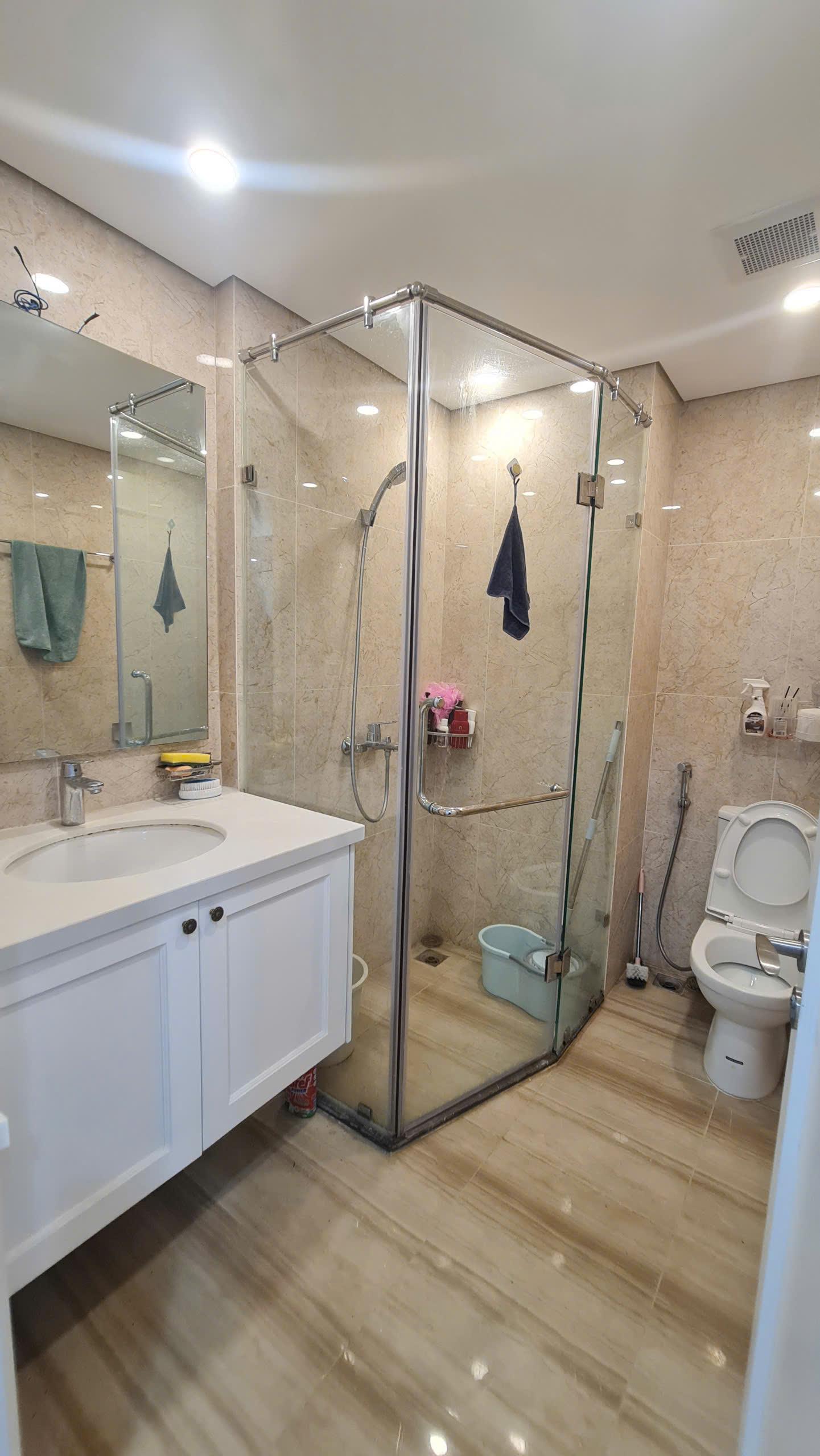  ►  CHÍNH CHỦ CHO THUÊ CĂN HỘ 2PN – 2VS CAO CẤP D’. LE ROI SOLEIL XUÂN DIỆU, TÂY HỒ  23 TRIỆU/THÁNG 