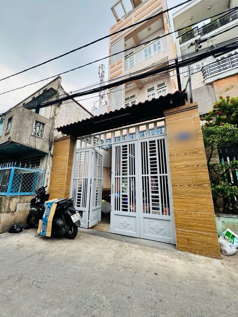  Nhà Hiếm Khu Bình Đông – 221m² – Sổ Hồng Riêng – Giá Chỉ 13 Tỷ 