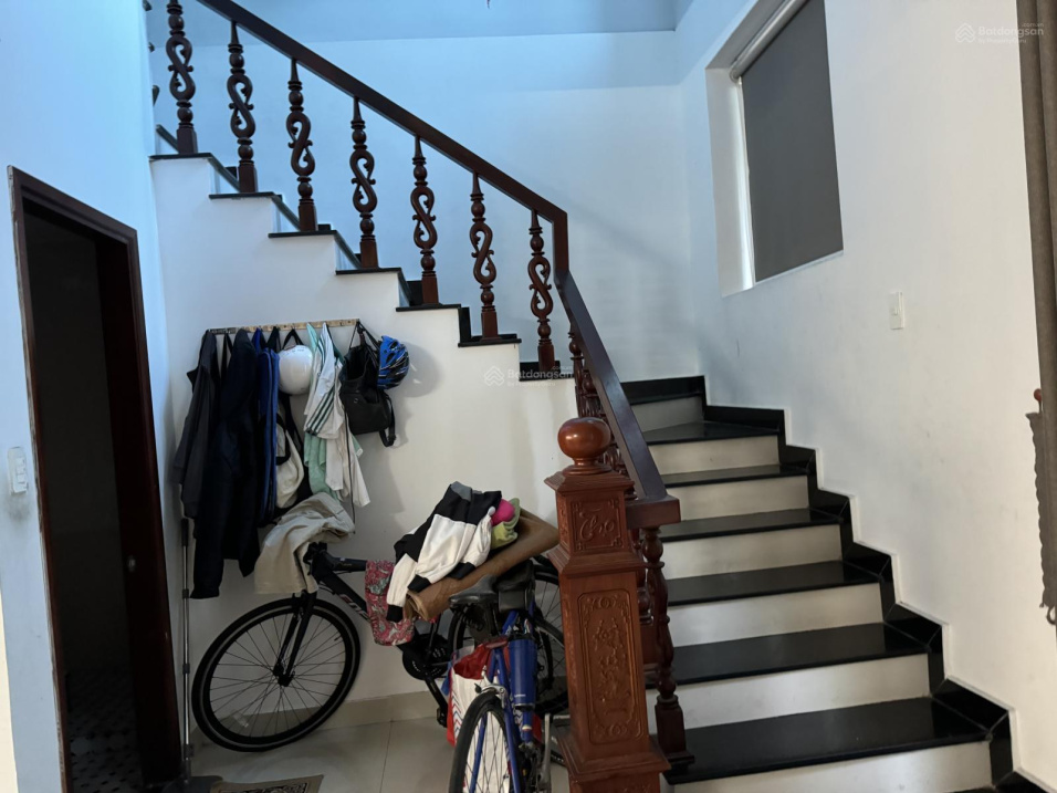  Bán nhà mặt tiền Dương Thị Mười, vị trí buôn bán mọi mặt hàng DT 7x25m, trệt hai lầu, giá 16.5 ty 