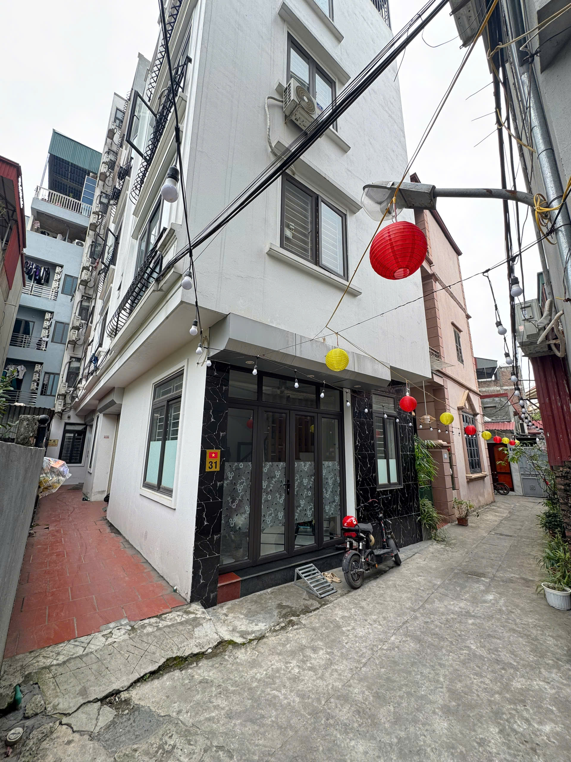  NHÀ ĐẦU TƯ DÒNG TIỀN - CCMN LAI XÁ - HOÀI ĐỨC- HÀ NỘI.
NHÀ NẰM KHU VỰC TRUNG TÂM ĐÔNG ĐÚC. GẦN CÁC TRƯỜNG ĐẠI HỌC.
GIÁ LOANH QUANH CHỈ 9,5 TỶ. QUAI ĐẦU,
LH;0964982442. 