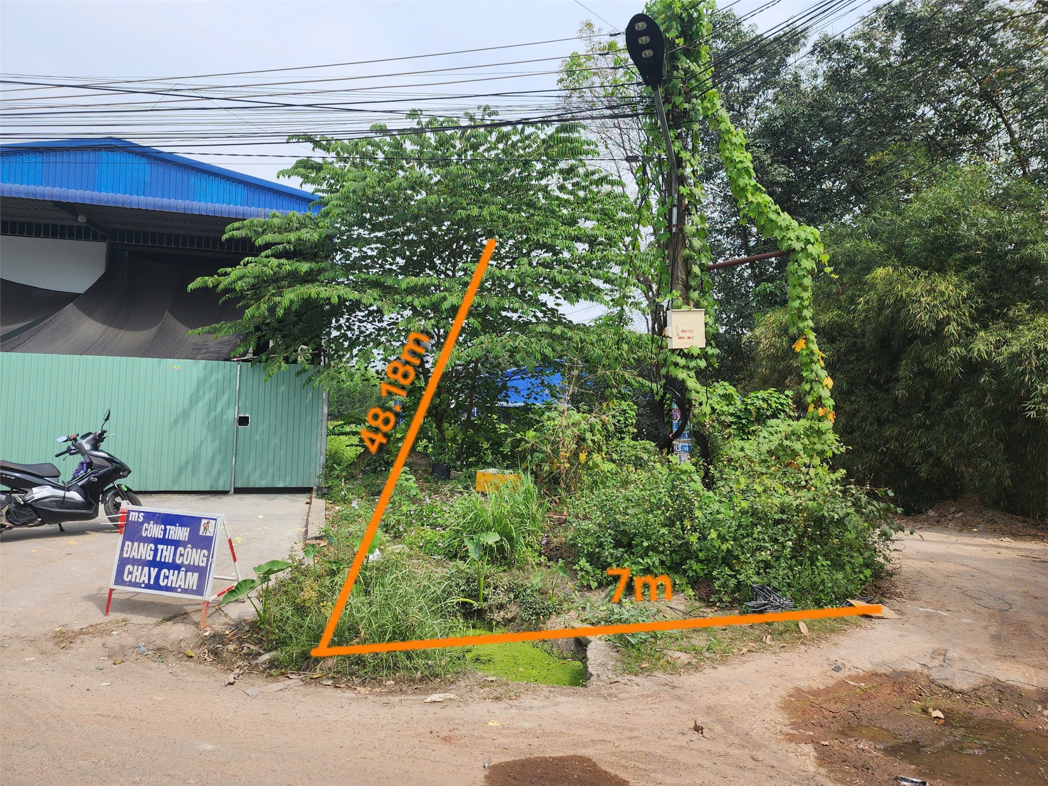  NGÂN HÀNG THANH LÝ GẤP ĐẤT TÂN UYÊN SẴN 160M2 THỔ, NGANG 7M, DT 346.7m2, GIÁ 3.413 TỶ 