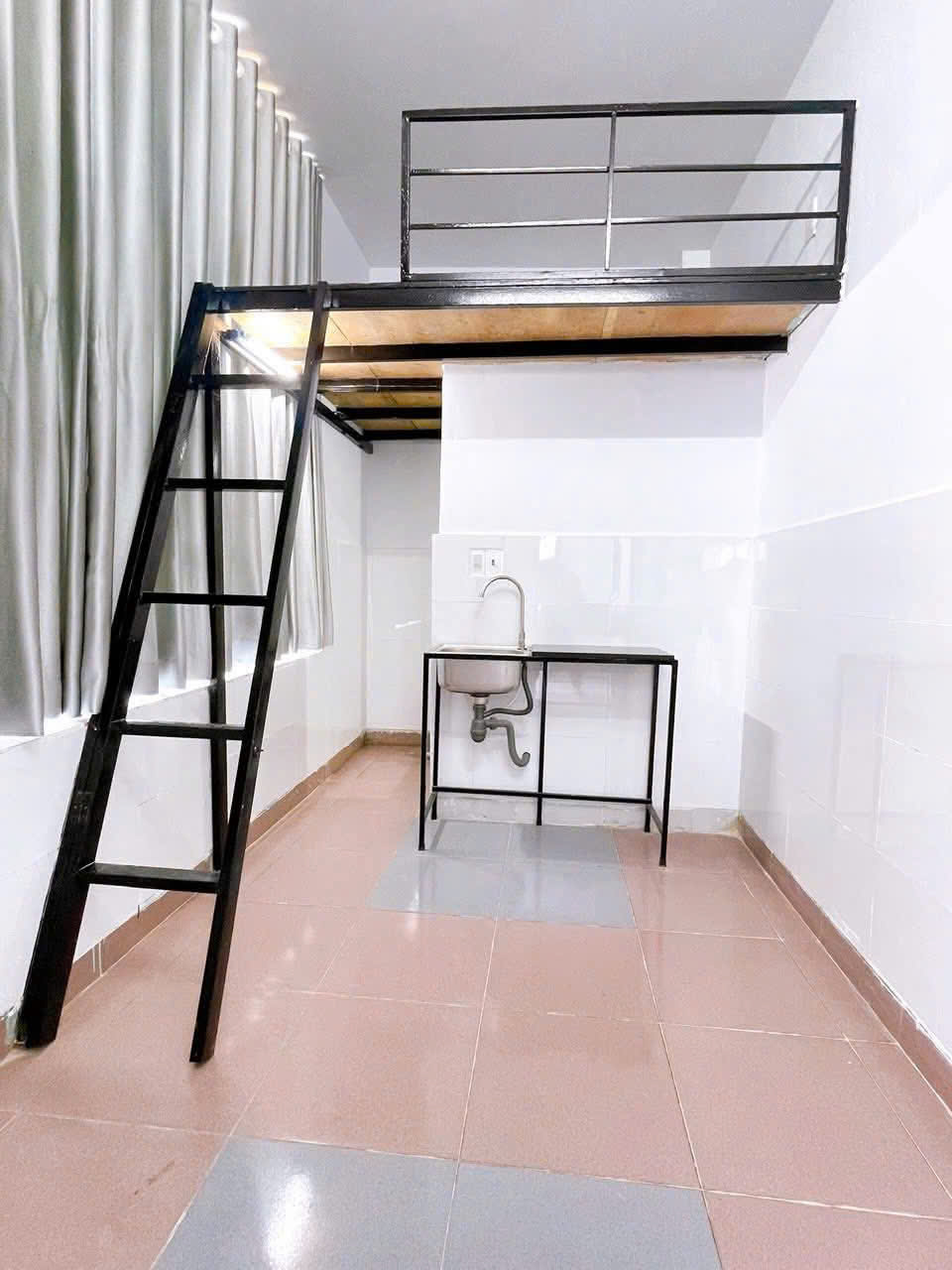  PASS PHÒNG GẤP – TÂN BÌNH,  TPHCM, GẦN SÂN BAY 