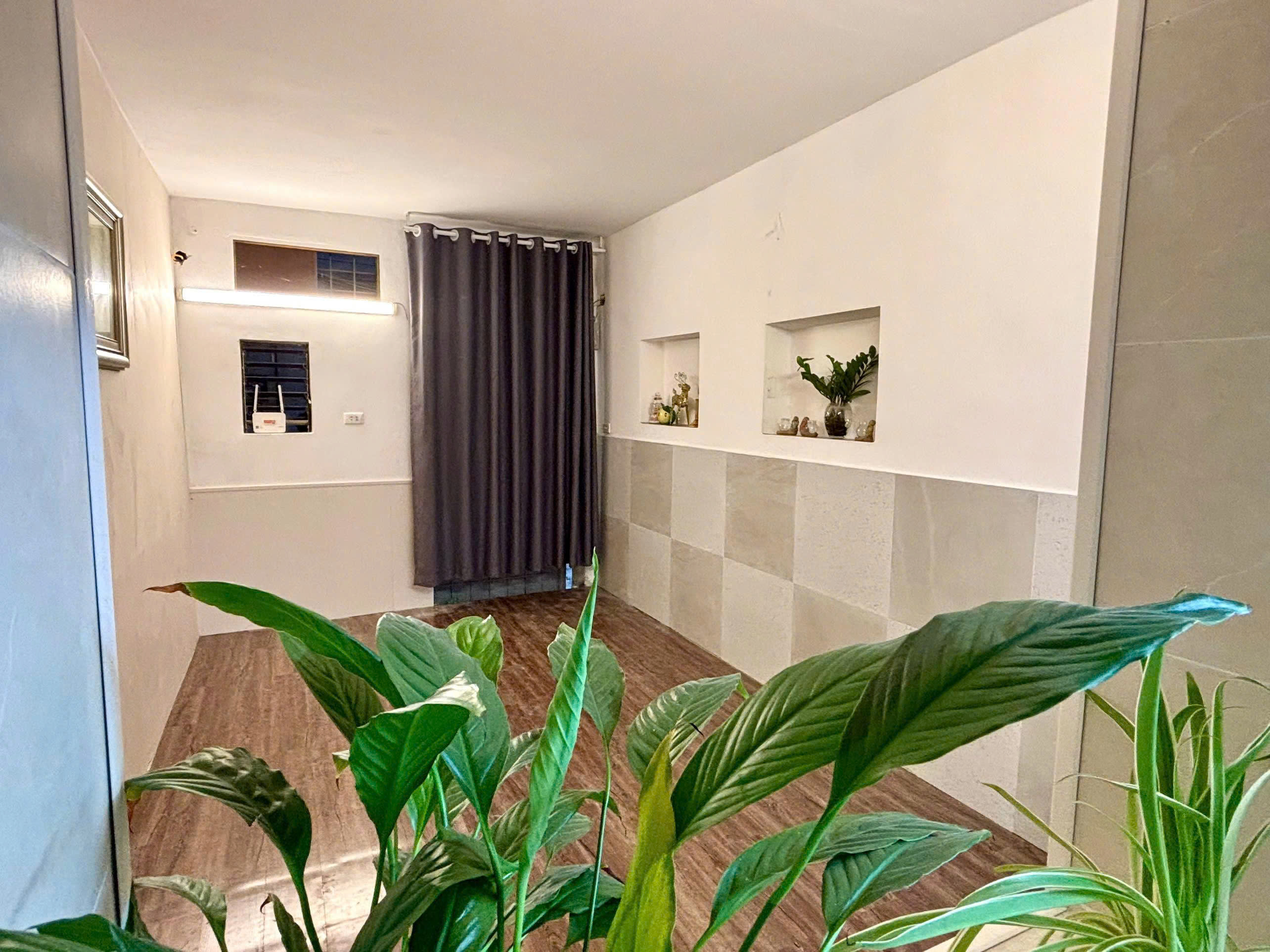  CHÍNH CHỦ CHO THUÊ – NHÀ ĐẸP G1 THÀNH CÔNG  - NGÕ 10 NGUYÊN HỒNG, BA ĐÌNH, HÀ NỘI 