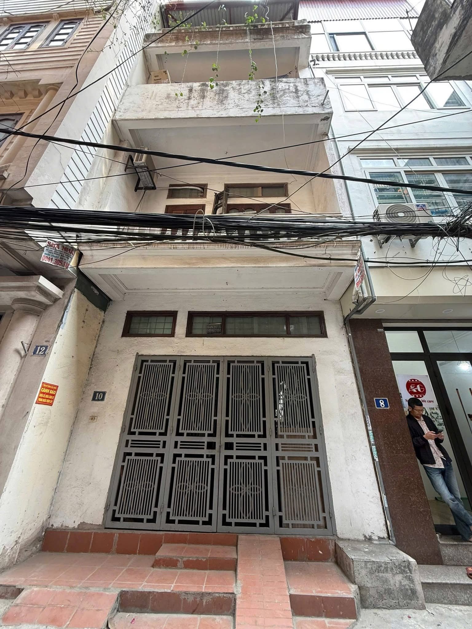  CẦN BÁN NHÀ PHỐ NGUYỄN CHÍ THANH - 29M2 - 4 TẦNG - MT 4.3- GIÁ 12.5 TỶ 