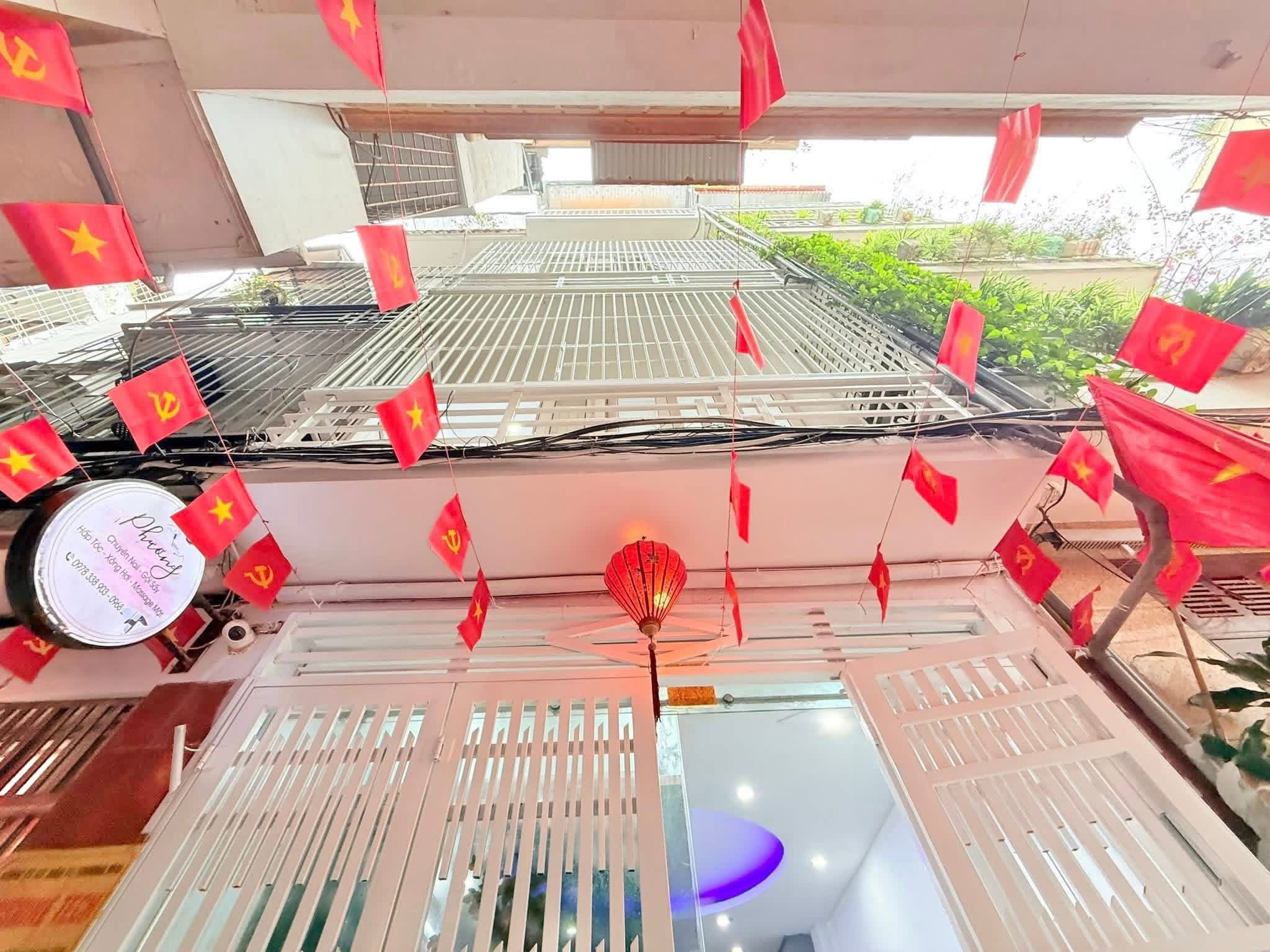  Bán nhà phố Hoàng Hoa Thám, Ba Đình, dân xây, ngõ thông, kinh doanh, 37m x 5T, 10 tỷ. 