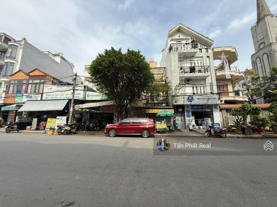  MTKD Trần Bá Giao Gần Dương Quảng Hàm, DT vuông vức 4mx19m=76m2. 1 Trệt 2 lầu ST kiên cố! 