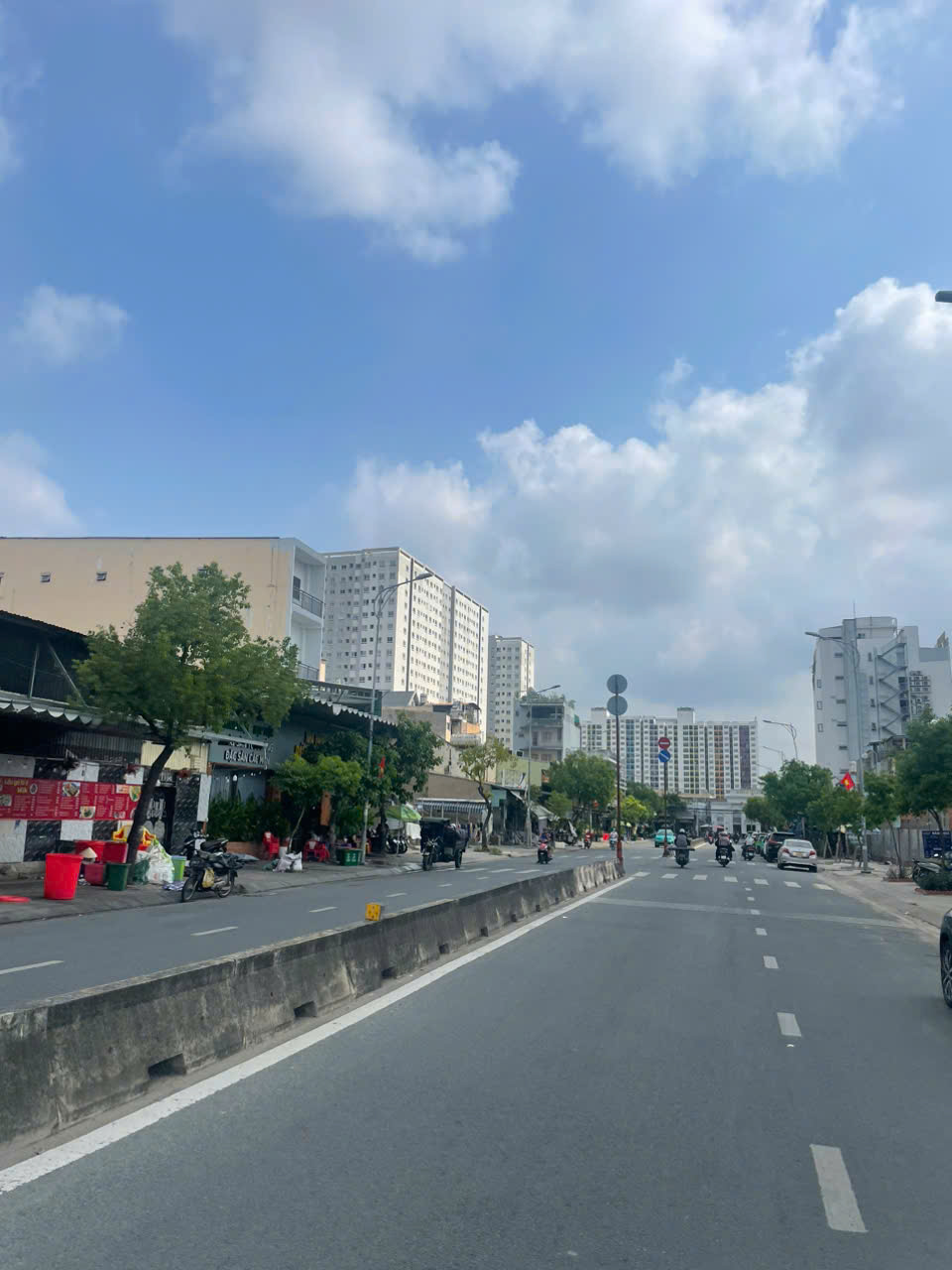  Bán nhà 2 mặt tiền 14,8x25m giá 51 tỷ Đường Phan Văn Hớn 