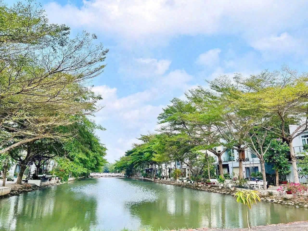  GIẢM THÊM 1.6 TỶ, NHÀ PHỐ VIEW SÔNG PHẠM HỮU LẦU, CHỈ CÒN 12.5 TỶ 