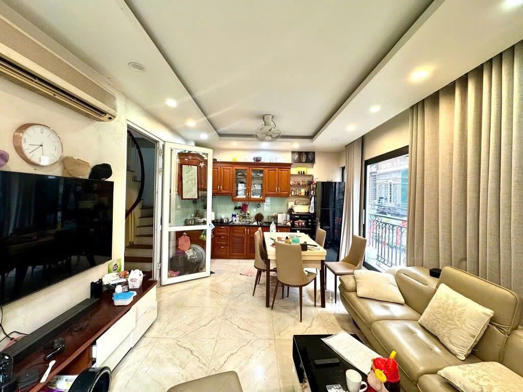  Giảm chào 200tr! Bán nhà mặt phố Võ Văn Dũng, 32m2, 5 tầng, nhỉnh 28 tỷ, ô tô, kinh doanh đỉnh 