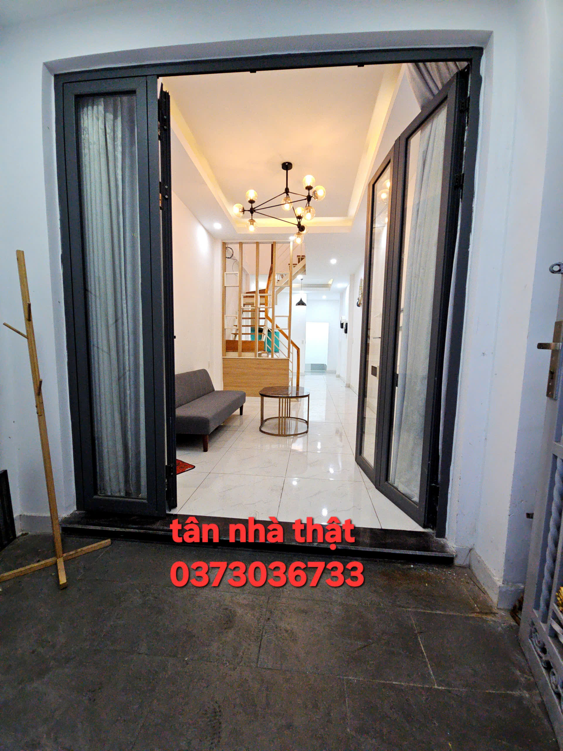  Bán nhà sát mặt tiền khánh hội q4 

Đối diện Q1 đã giảm 300 triệu còn 4 đ 