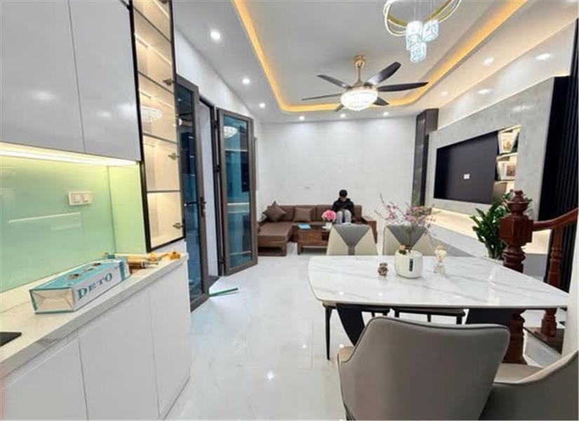  (Cự Lộc-Thanh Xuân) Nhà dân xây 31m2, ngõ nông, gần phố, gần ô tô, full nội thất. Giá chỉ 8.6 tỷ 