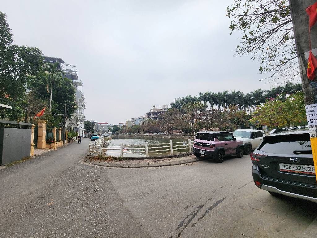  duy nhất 1 căn ngọc thuỵ oto thông, kinh doanh, gần trường pháp chỉ hơn 9 tỷ 