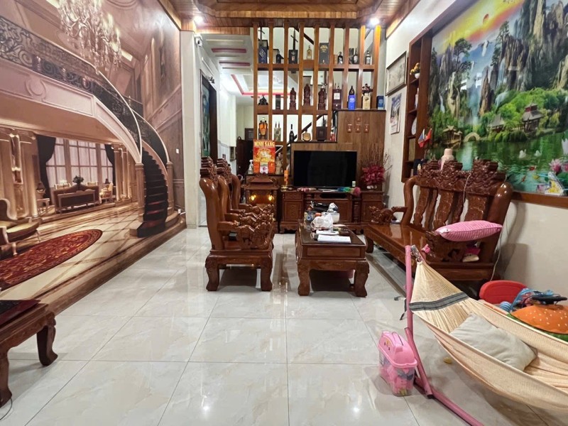  Bán nhà đường số 6, Phường Linh Xuân, Thủ Đức, TP HCM. DT 104 m2, 3 tầng, 4PN. Giá  6.95  tỷ, SH. LH 0933125879 
