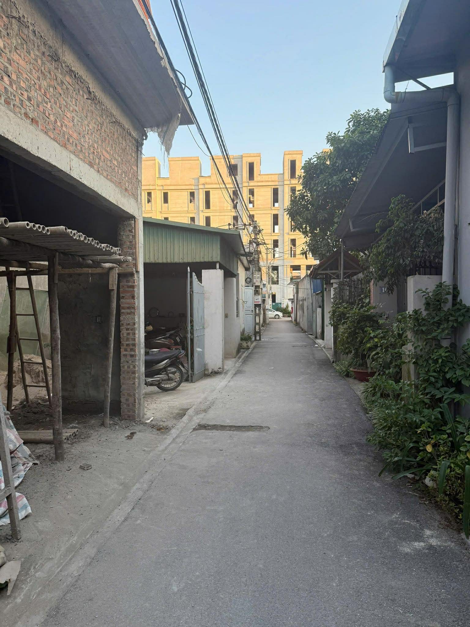  CẦN BÁN 56 M2 KIÊN THÀNH - GIA LÂM, Ô TÔ VÀO NHÀ, GIÁ CHỈ 7.5 TỶ, LH 0985865658 