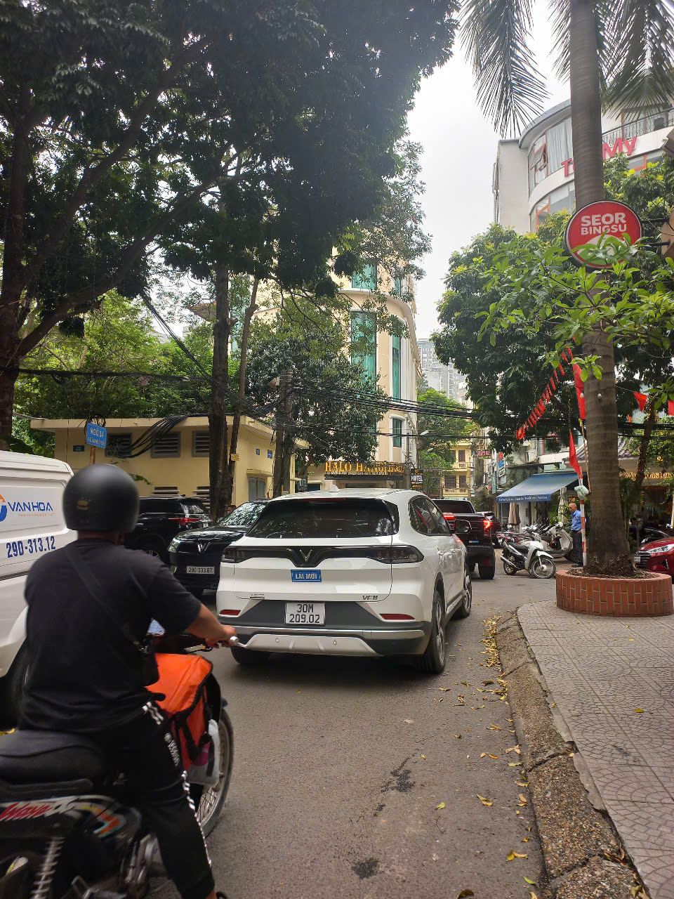  BÁN NHÀ ĐỖ QUANG, DT62M 6T THANG MÁY, VỈA HÈ, OTO TRÁNH, KINH DOANH, VP, HƠN 30 TỶ 