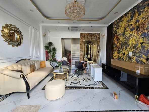  Giảm chào 200tr! Bán nhà mặt phố Đại La, 50m2, 7 tầng thang máy, mặt tiền 5m, 30.5 tỷ, KD đỉnh 
