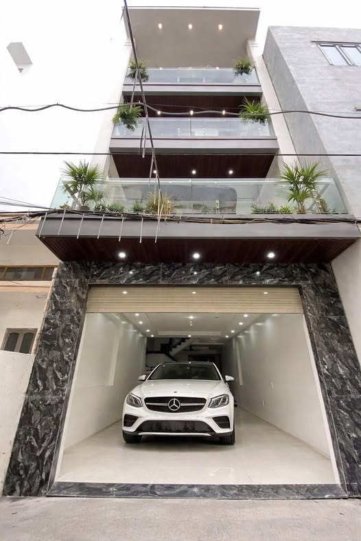  ????????Nhà tuyến 2 sau mặt đường Vĩnh Niệm - 80m 3 tầng - cách AEON 500m 