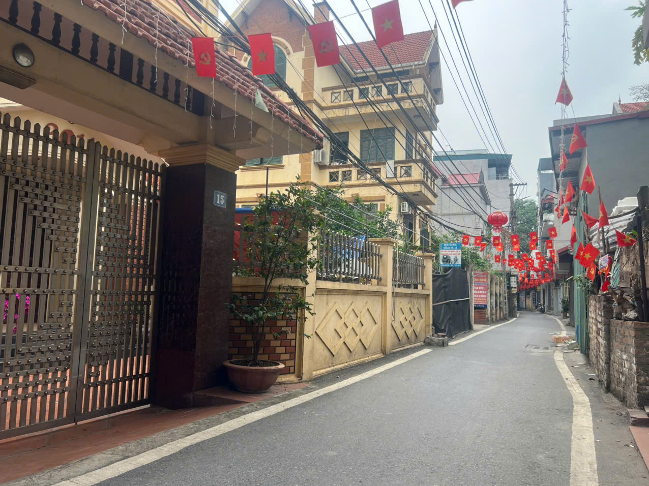  CC CẦN BÁN LÔ ĐẤT 191M - LAI XÁ- HOÀI ĐỨC - HÀ NỘI.
XÂY CCMN ĐỈNH- GIÁ ĐẦU TƯ RẺ NHẤT THỊ TRƯỜNG.
GIÁ 95TR/M CÓ THƯƠNG LƯỢNG.
LH;0964982442, 