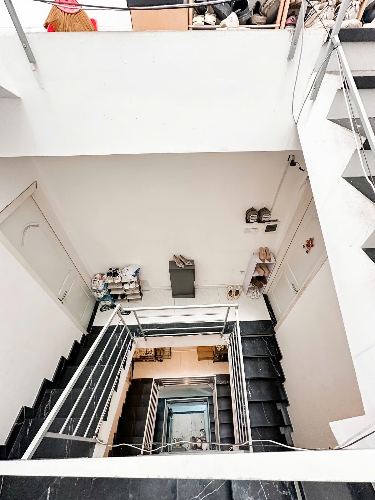  CHDV - MT 9M THÔNG - BÌNH THẠNH - 6 TẦNG ĐÚC THẬT - HOÀN CÔNG ĐỦ - 9PN LỚN - GẤP BÁN 11.5 TỶ - TL MẠNH 