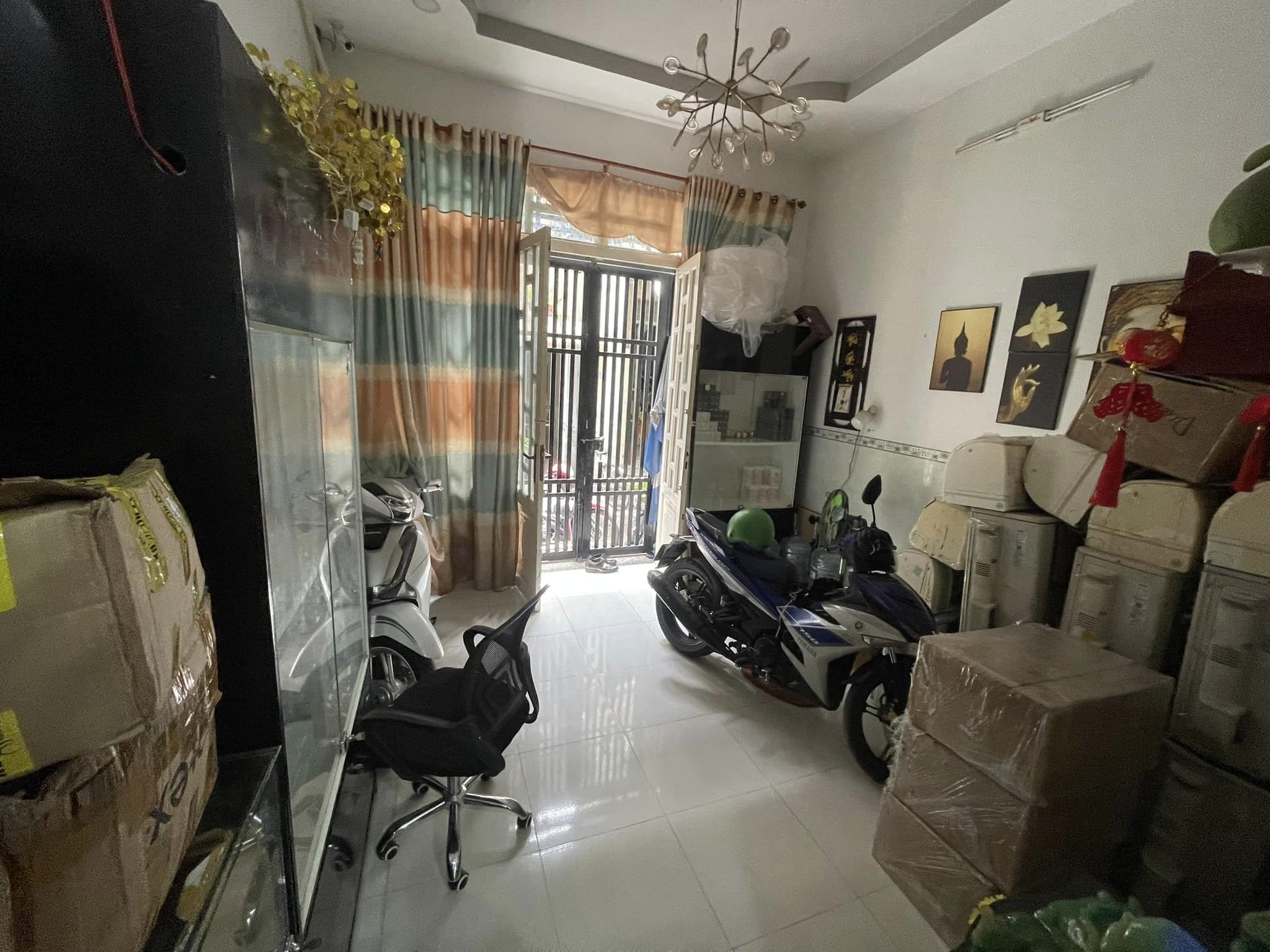  Bán nhà đẹp đường Bình Trị Đông, 38m2, 2 tầng, 3.2 tỷ TL 