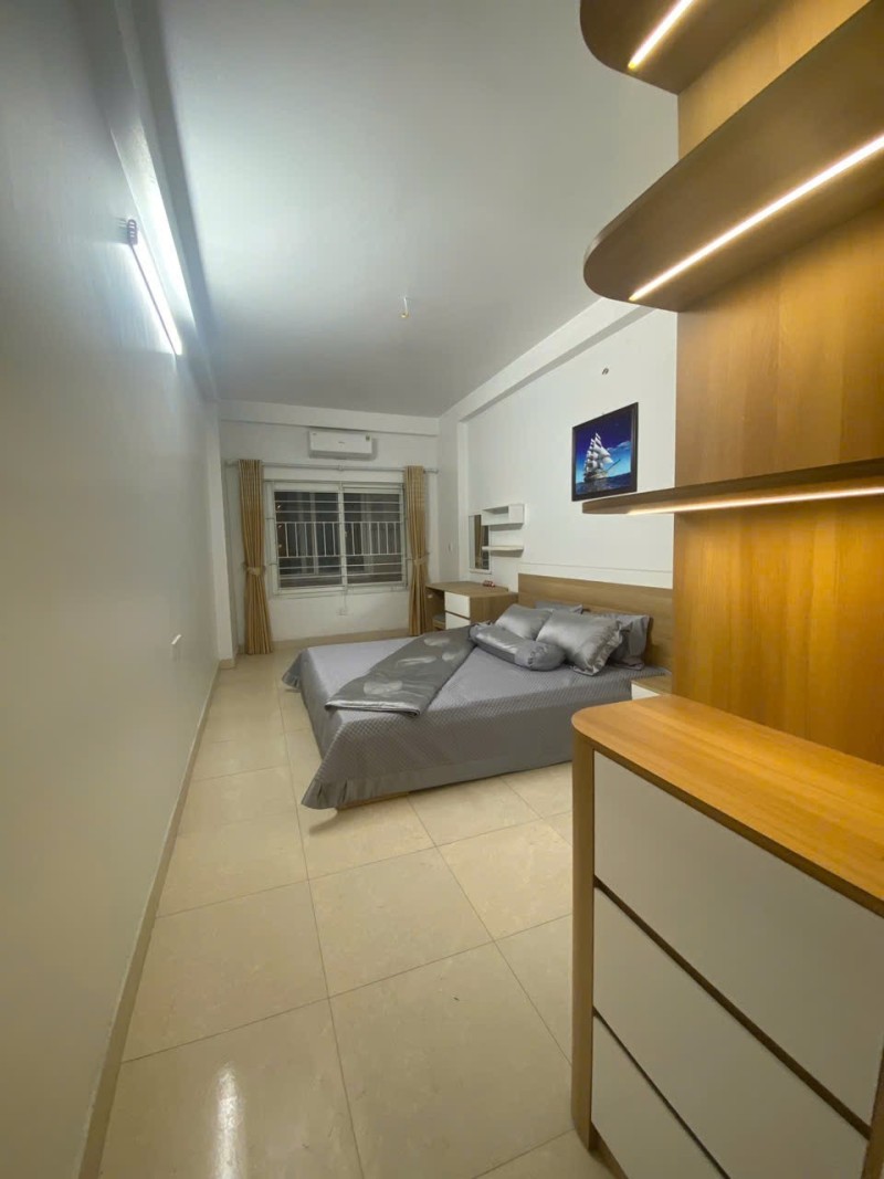  BÁN NHÀ BÁT KHỐI – 5 TẦNG MỚI – Ô TÔ TRÁNH – CHỈ 8.2 TỶ 