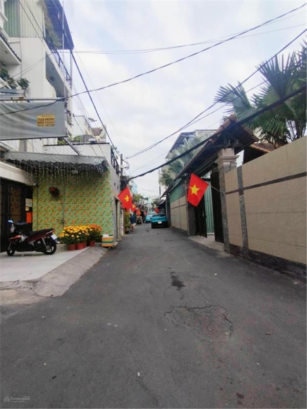  Dương Quảng Hàm, HẺM XE TẢI THÔNG, 4 tầng, 90m2, ngang hơn 5m, chỉ nhỉnh 100tr/m2 