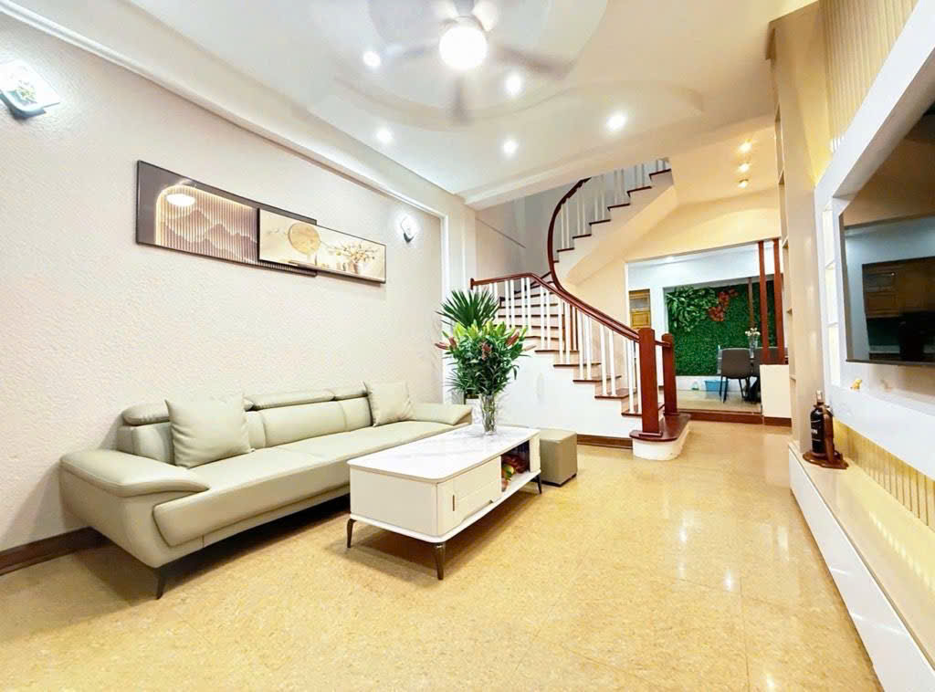  BÁN GẤP NHÀ NGUYỄN KHÁNH TOÀN 