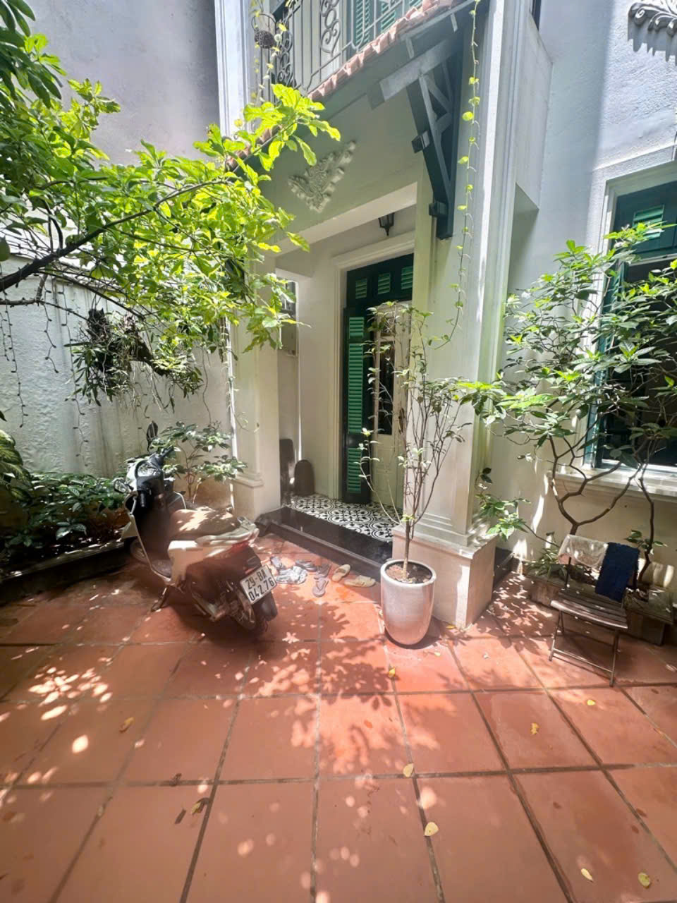  Bán nhà Ngọc Hà Đội Cấn, 120m2, mặt tiền 10m, gần Lăng Bác, chỉ 23 tỷ 