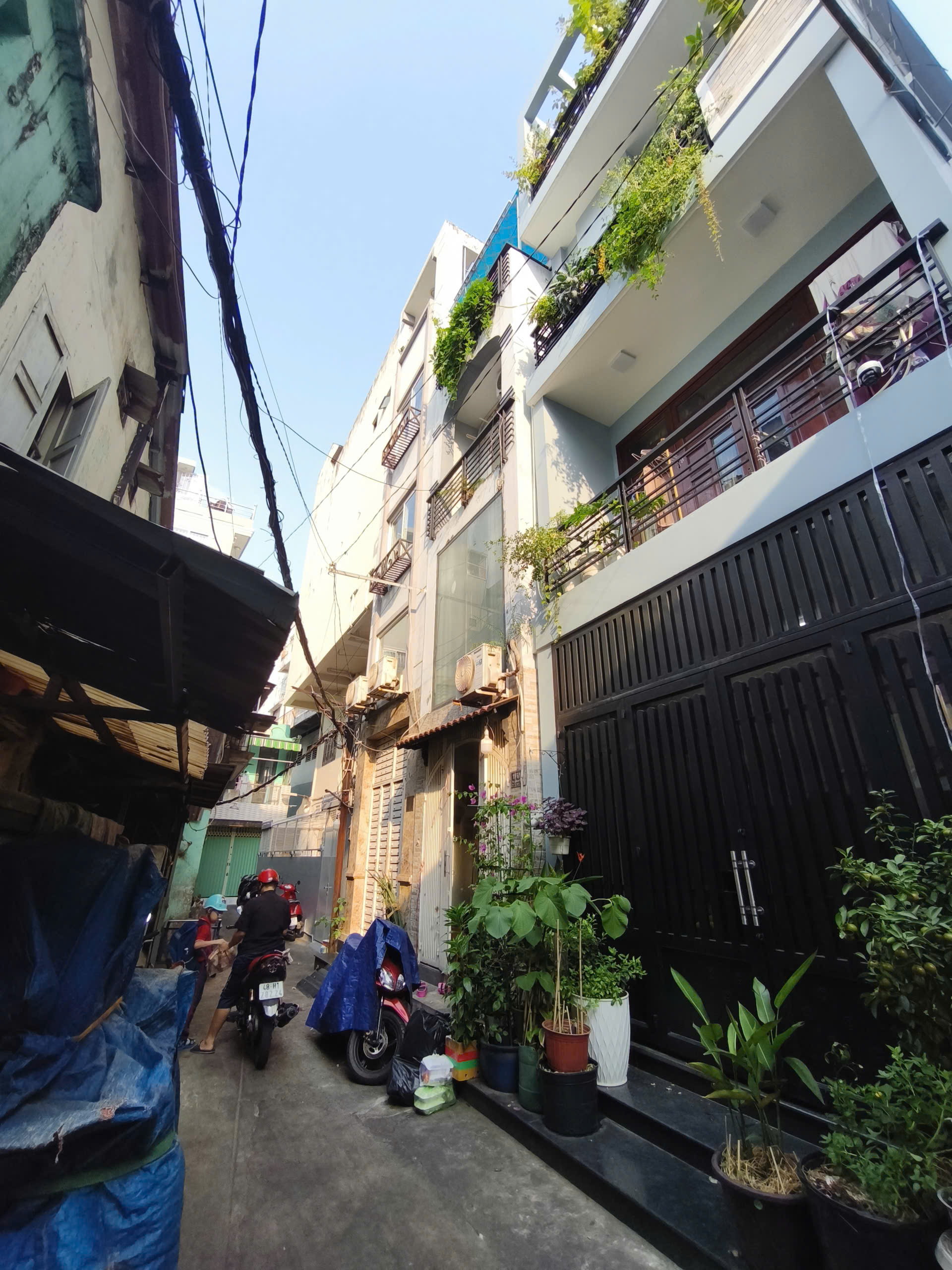  Chính chủ bán nhà hẻm Trần Bình Trọng phường 3 quận 5 (cũ) tp hcm, nay là phường Chợ Quán. 