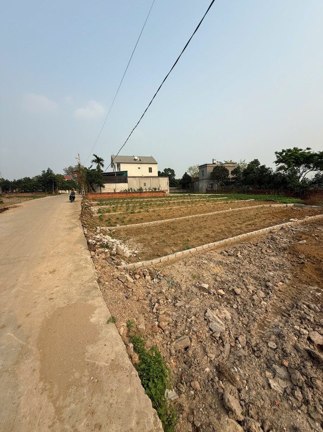  HIẾM - ĐẤT ĐẸP F0 - Cần bán mảnh đất Nội Quan, Mai Trung nay là Hợp Thịnh, Bắc Ninh 