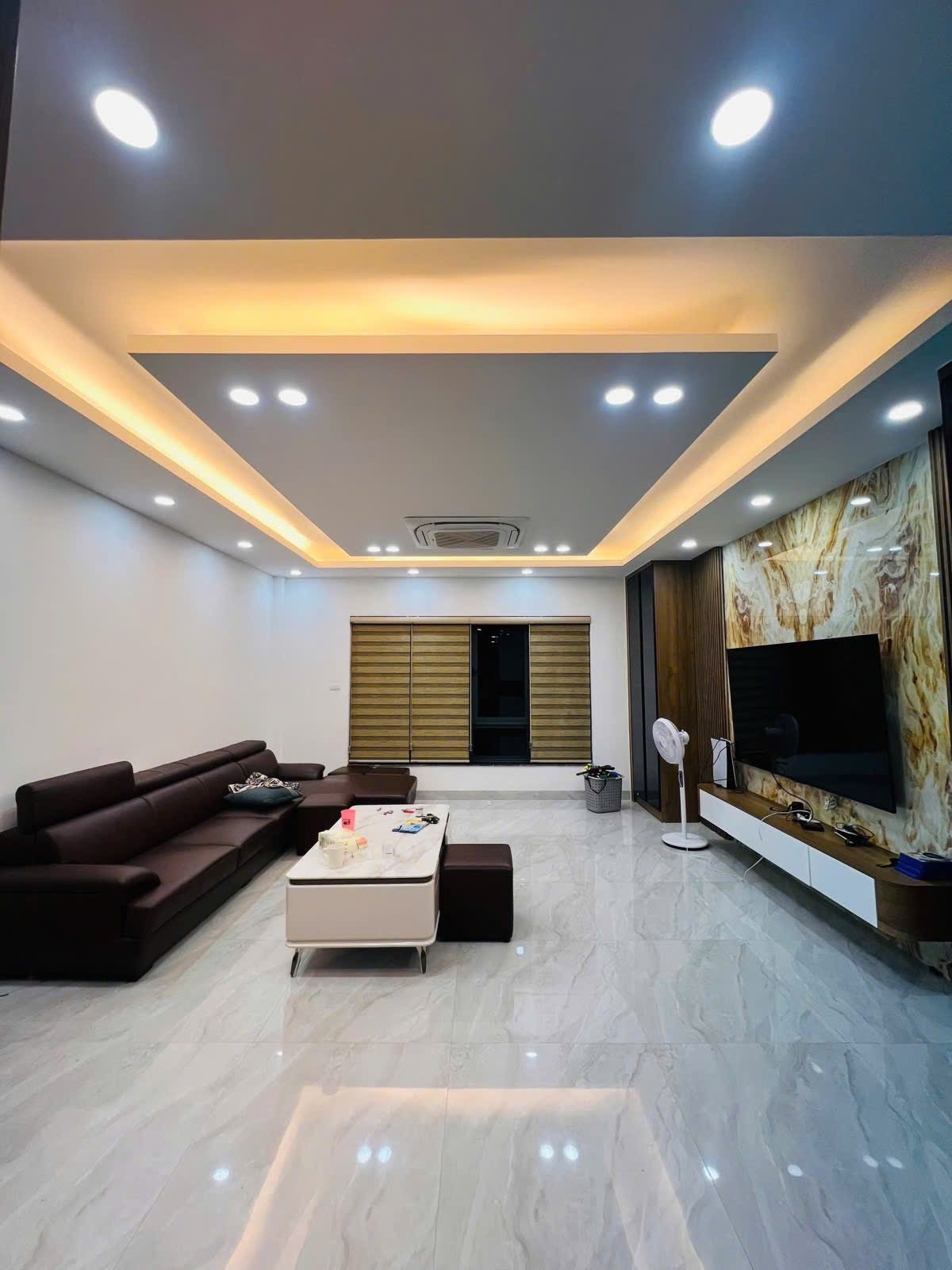  HÀNG XÓM TTTM AEON LONG BIÊN 80M2, 6T THANG MÁY GARA 2 Ô TÔ - NHỈNH 2X TỶ 