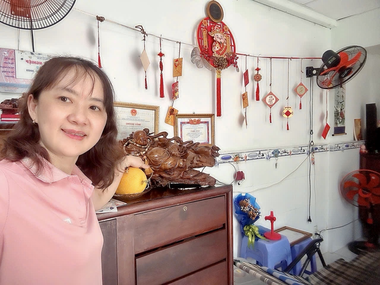  SIÊU PHẨM Q4- NGANG LỚN 12.3M2-  CHỈ 10M RA MẶT TIỀN XE HƠI Đ. XÓM CHIẾU- MUA 1 ĐƯỢC 2- GẦN TRƯỜNG ĐẠI HỌC NGUYỄN TẤT THÀNH. 